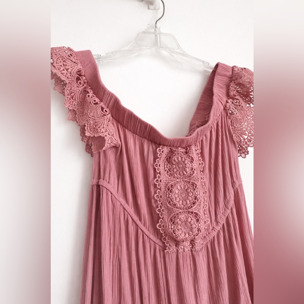 J for Justify Rose Boho Maxi Dress with Lace Details Size: XL - Picture 4 of 7